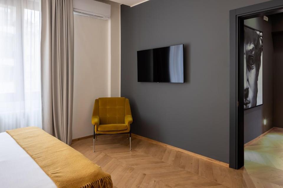 Elegant Renovated Apartamento
